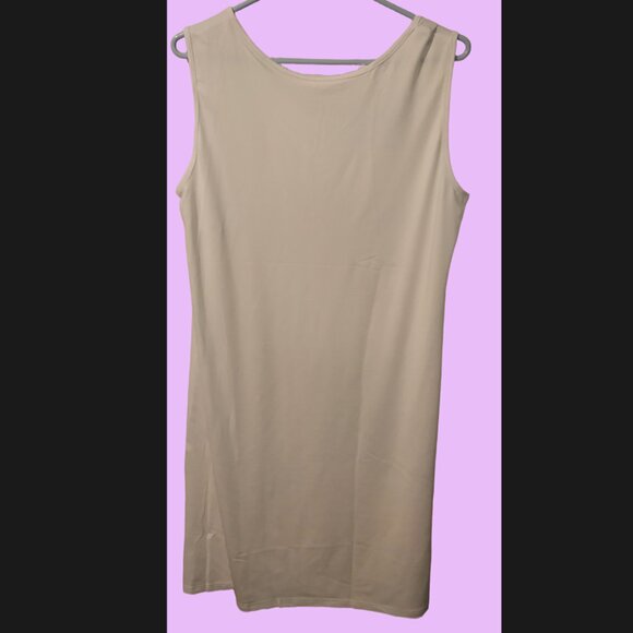 Tank Top Full Slip with V Neck and Wide Straps - Picture 4 of 4